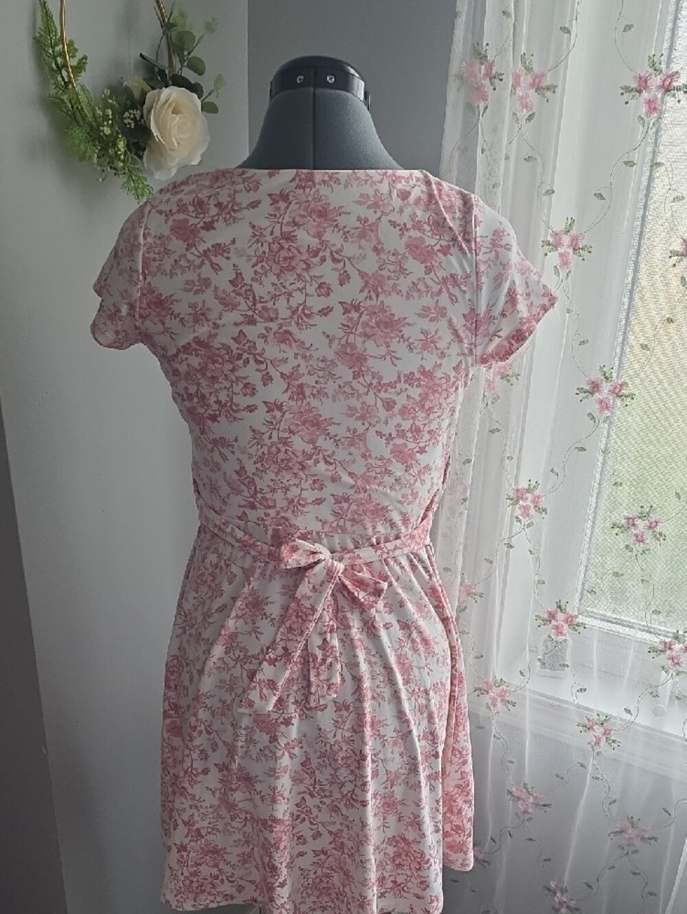 NWOT Floral Wrap-Style Pink and White Women's Dress - Picture 2 of 4